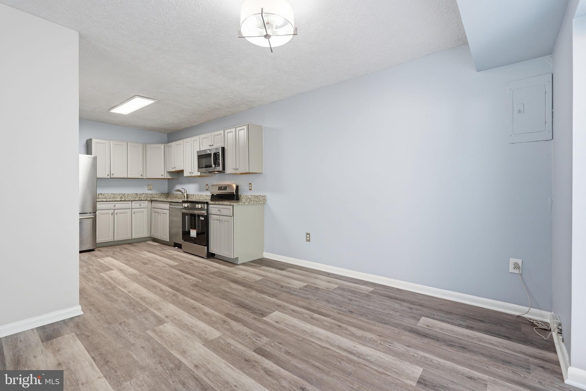 9554 Transfer Row Columbia, MD 21045 - Photo 12 of 35