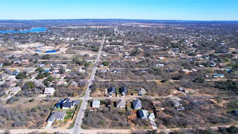 $275,000 | 111 East Hickory Drive, Granite Shoals, TX 78654