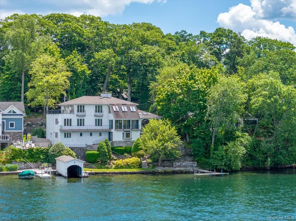 $1,799,999 | 41 Tamarack Road, Mahopac, NY 10541