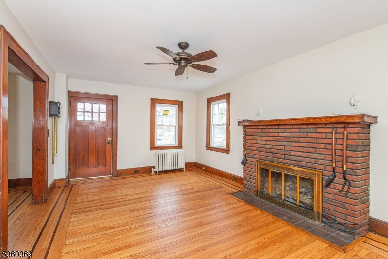 151 Jackson Avenue Rutherford, NJ 07070 - Photo 11 of 22