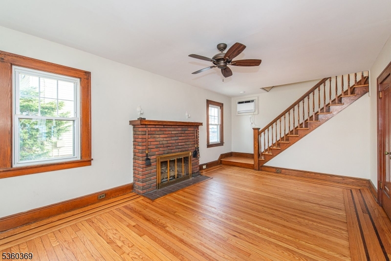 151 Jackson Avenue Rutherford, NJ 07070 - Photo 10 of 22