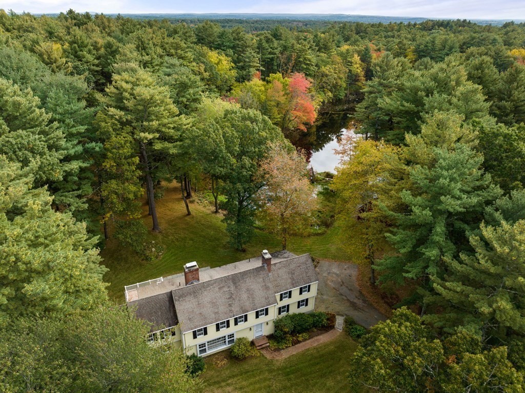 29 Forest Hill Road Wayland, MA 01778 - Photo 3 of 33 Gallery Image 3