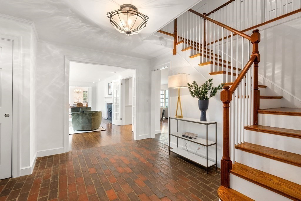 29 Forest Hill Road Wayland, MA 01778 - Photo 6 of 33 Gallery Image 6
