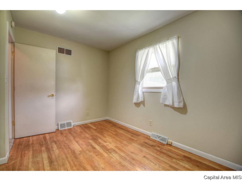 1828 Albert Street Springfield, IL 62702 - Photo 14 of 36