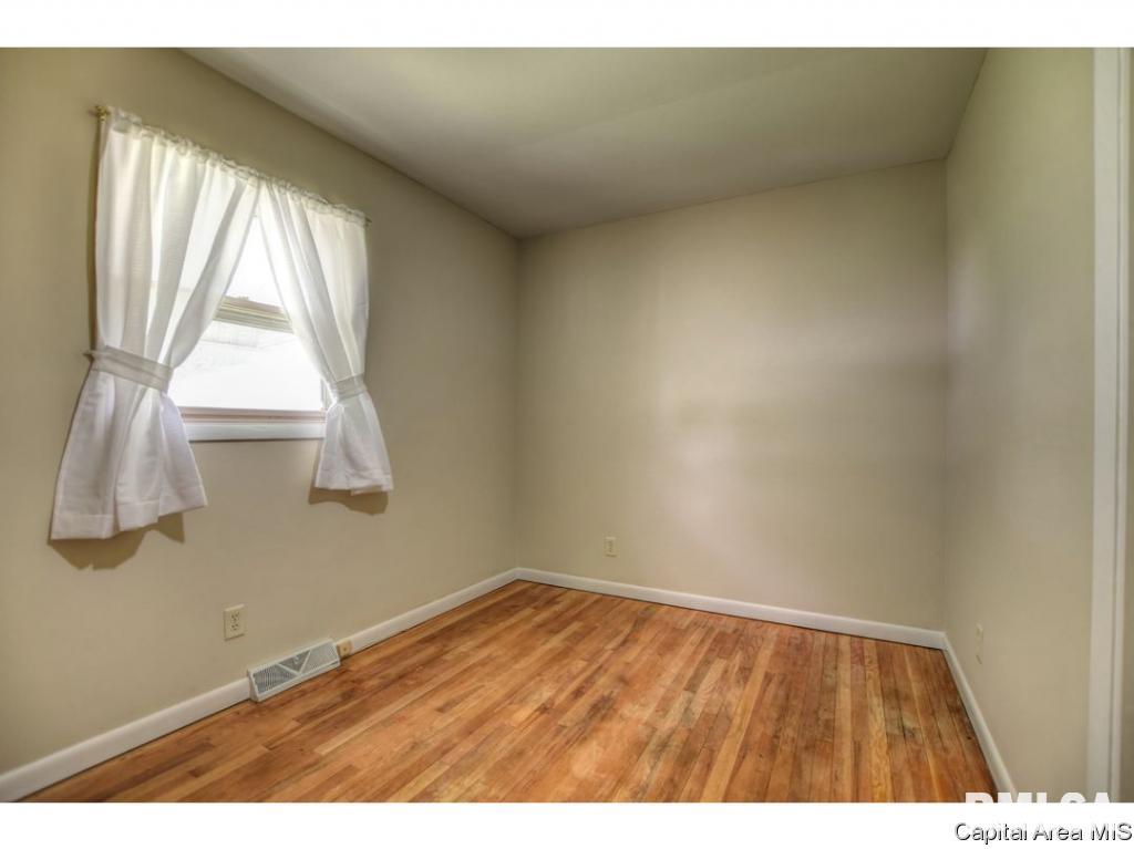 1828 Albert Street Springfield, IL 62702 - Photo 16 of 36