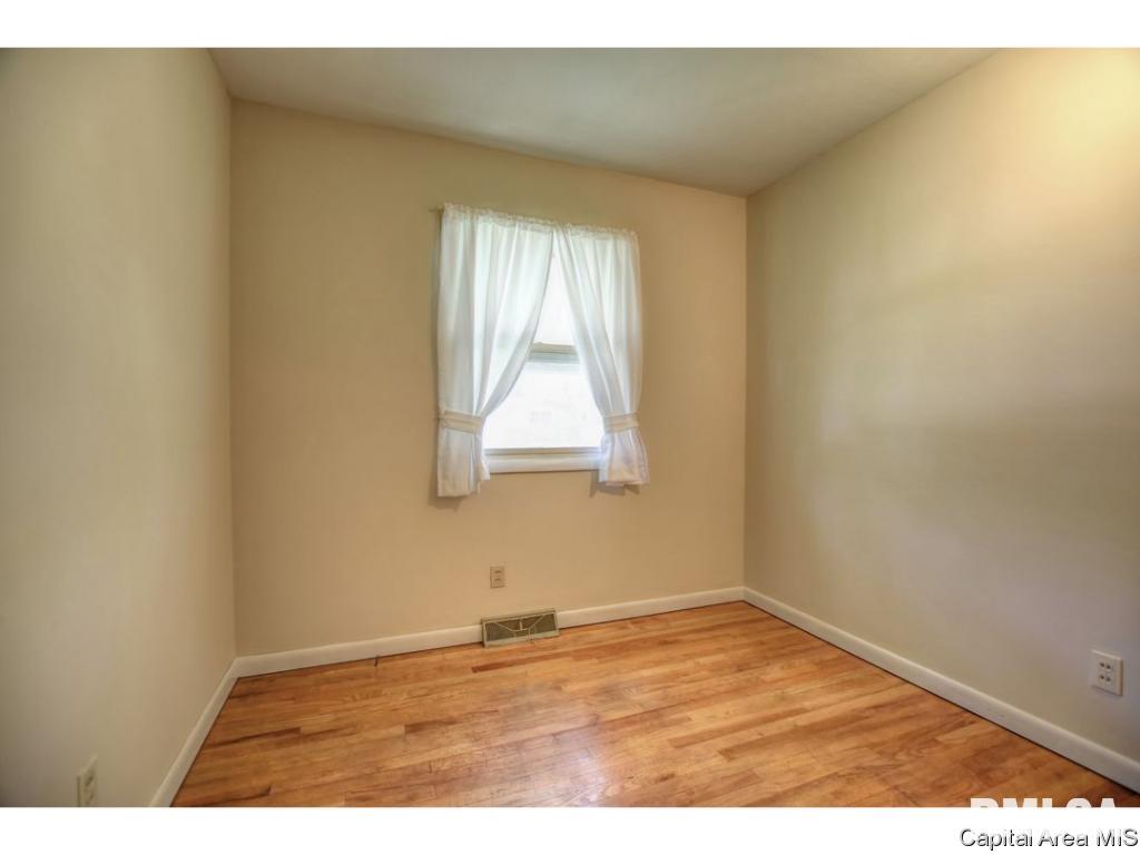 1828 Albert Street Springfield, IL 62702 - Photo 24 of 36