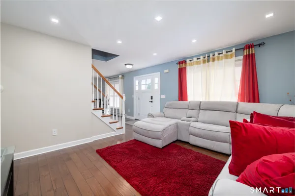 $449,900 | 76 Kenmore Avenue, Waterbury, CT 06708