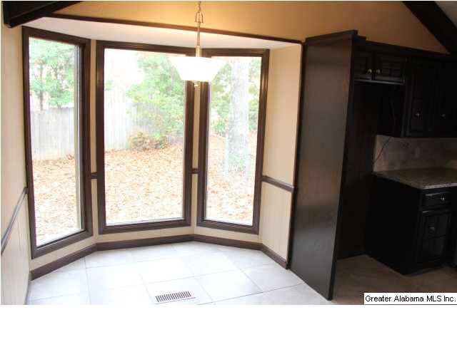 208 8th Place Pleasant Grove, AL 35127 - Photo 10 of 31