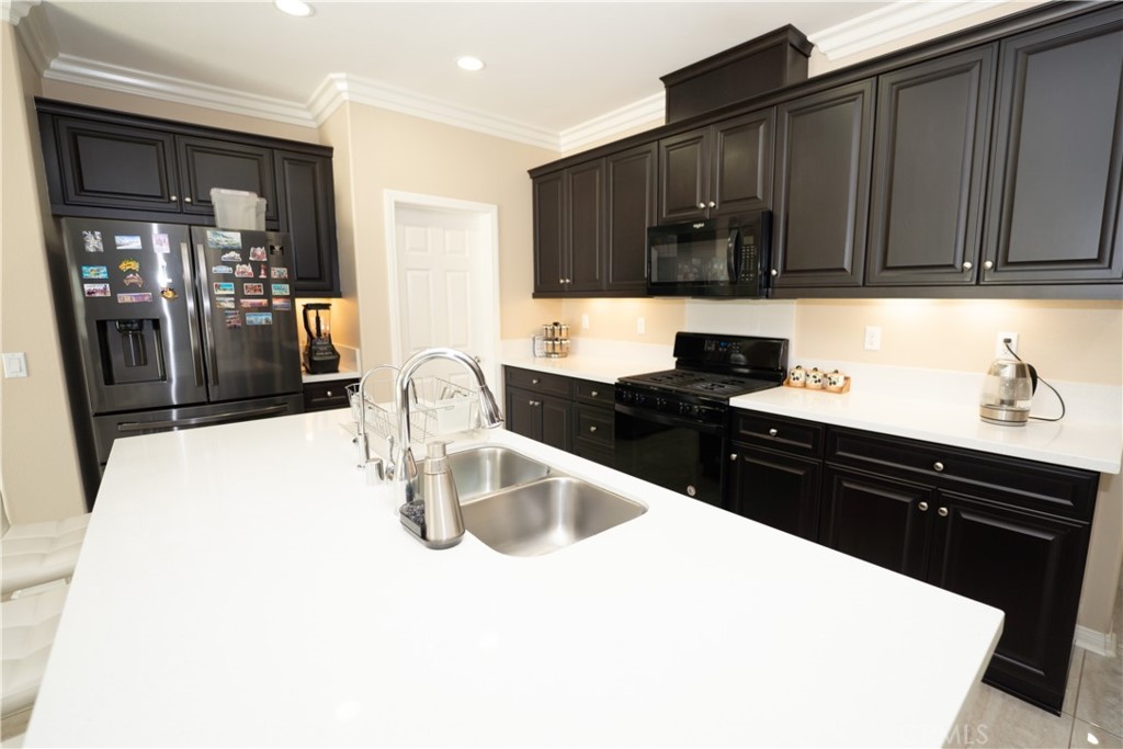 21047 Iron Rail Drive Riverside, CA 92507 - Photo 17 of 62