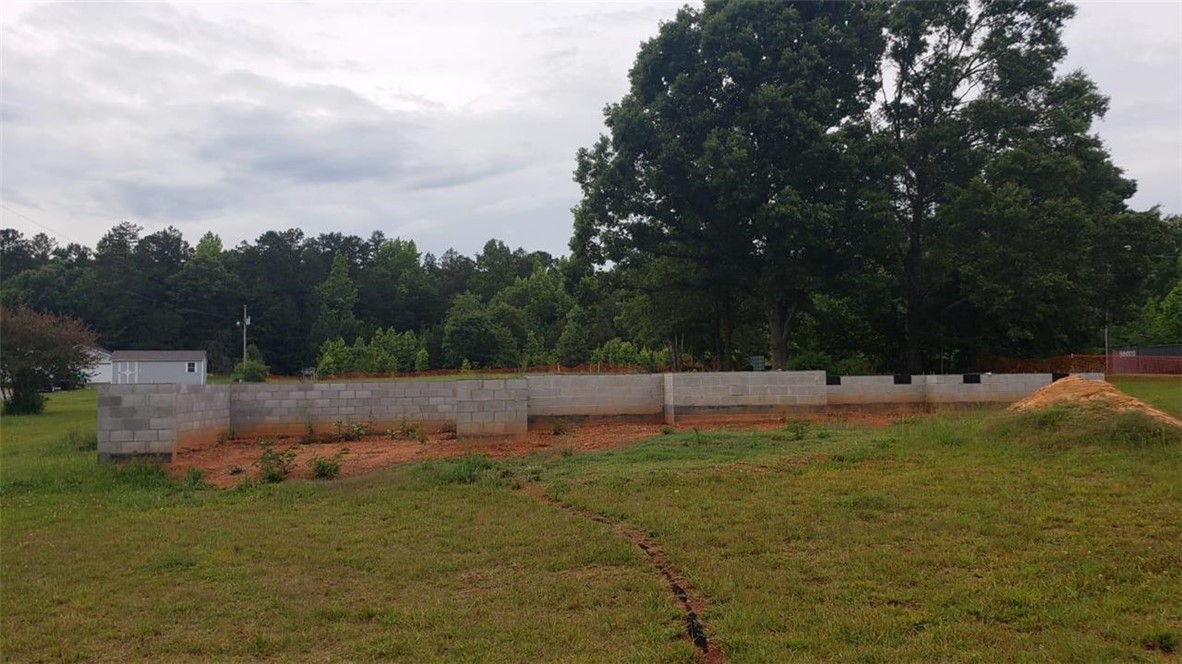 1930 Bonner Road Cowpens, SC 29330 - Photo 4 of 11