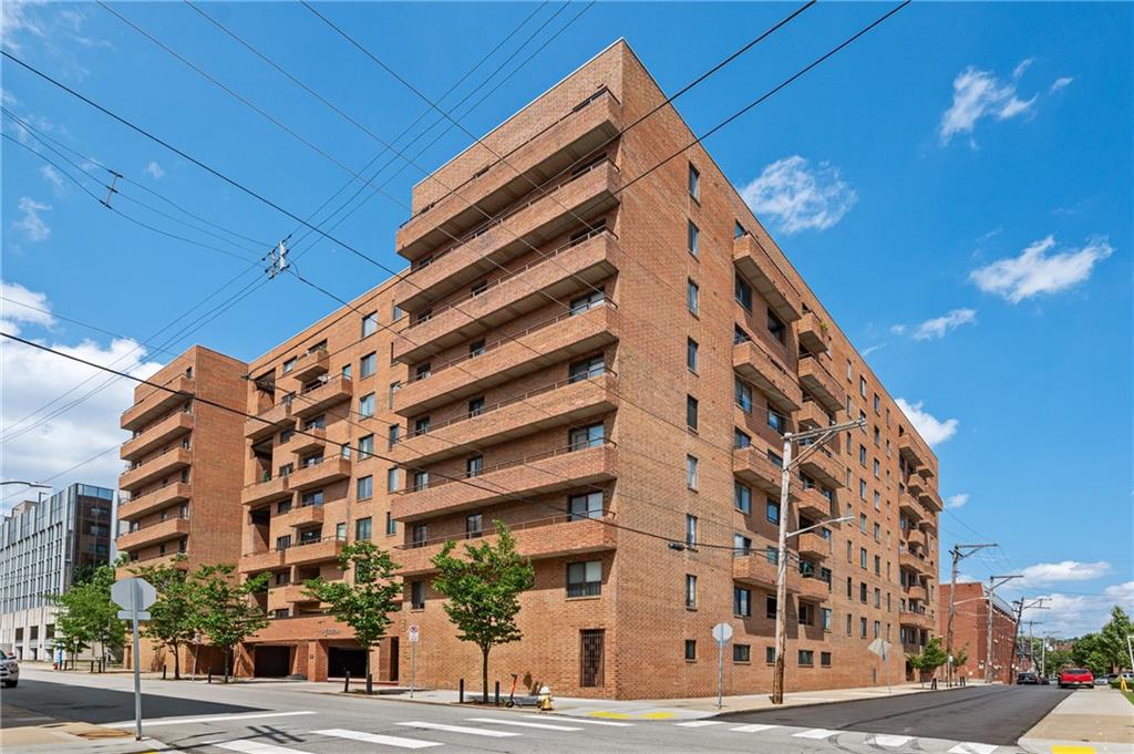 307 South Dithridge Street, Unit 11 Pittsburgh, PA 15213 - Photo 1 of 25 a view of tall building