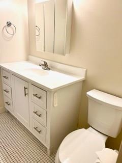 307 South Dithridge Street, Unit 11 Pittsburgh, PA 15213 - Photo 24 of 25 a bathroom with a sink a toilet and mirror