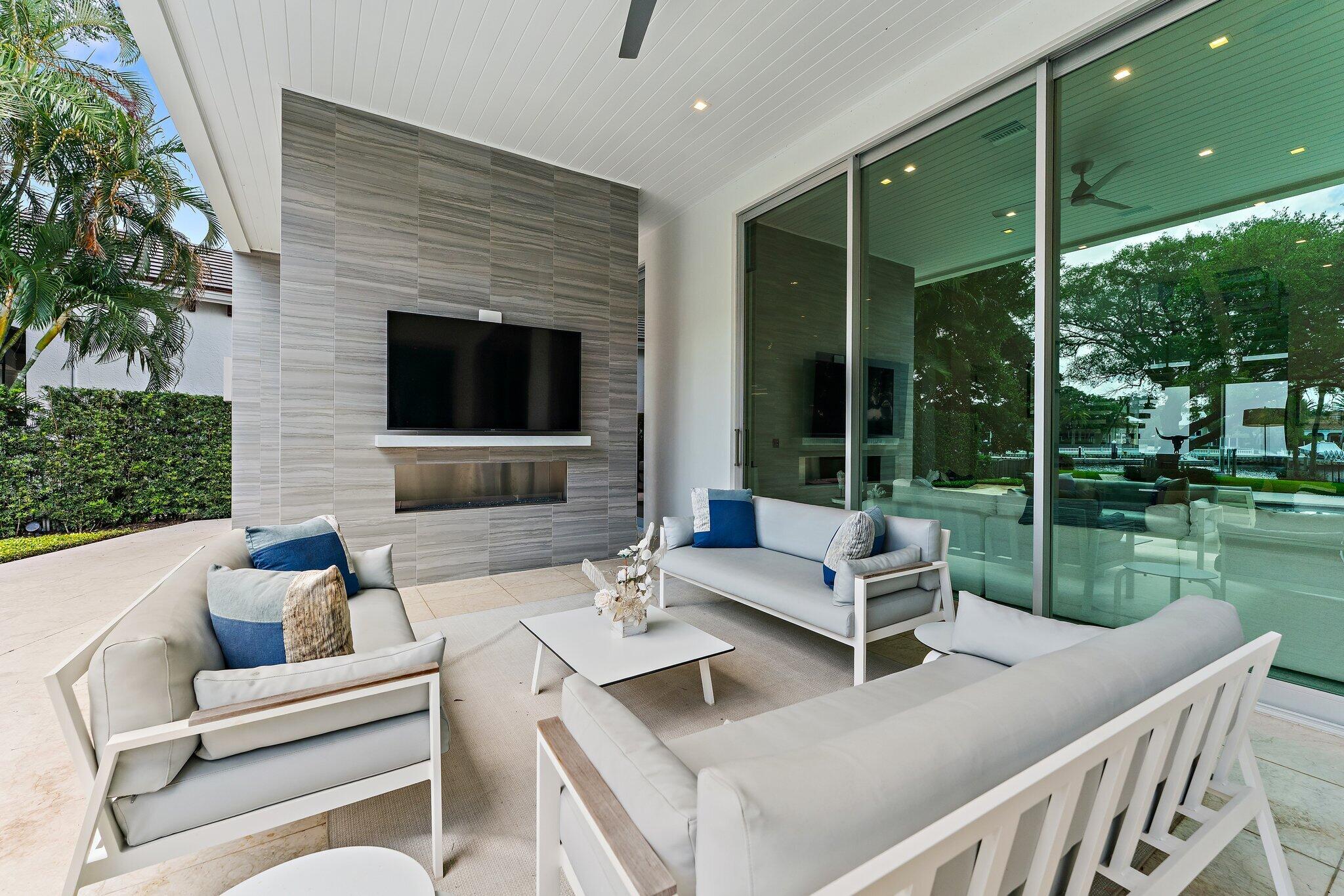 2162 Radnor Road North Palm Beach, FL 33408 - Photo 65 of 71 Covered Patio