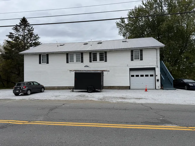 $385,000 | 139 Croswell Road, Farmington, ME 04938