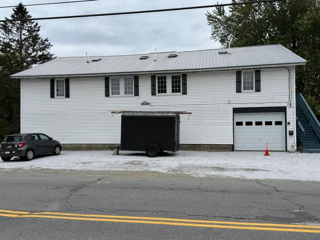 $385,000 | 139 Croswell Road, Farmington, ME 04938