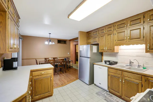 $3,200 | 11333 S Welcome Avenue North, Champlin, MN 55316