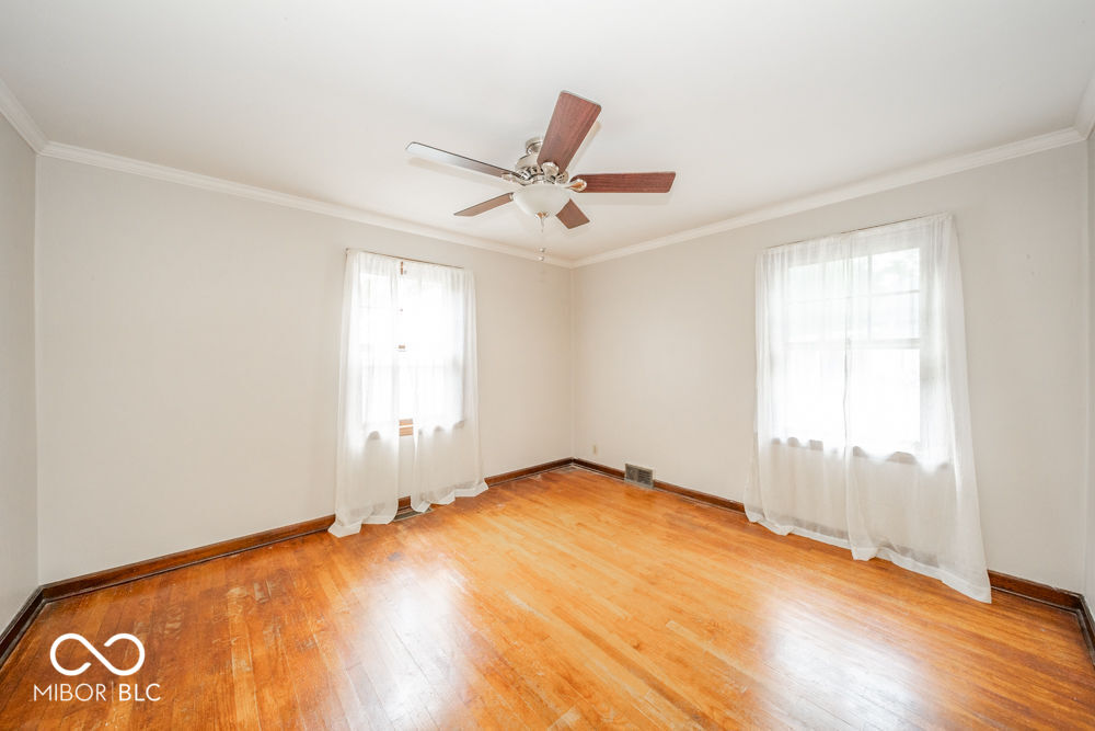 209 East 37th Street Anderson, IN 46013 - Photo 15 of 25 Gallery Image 15