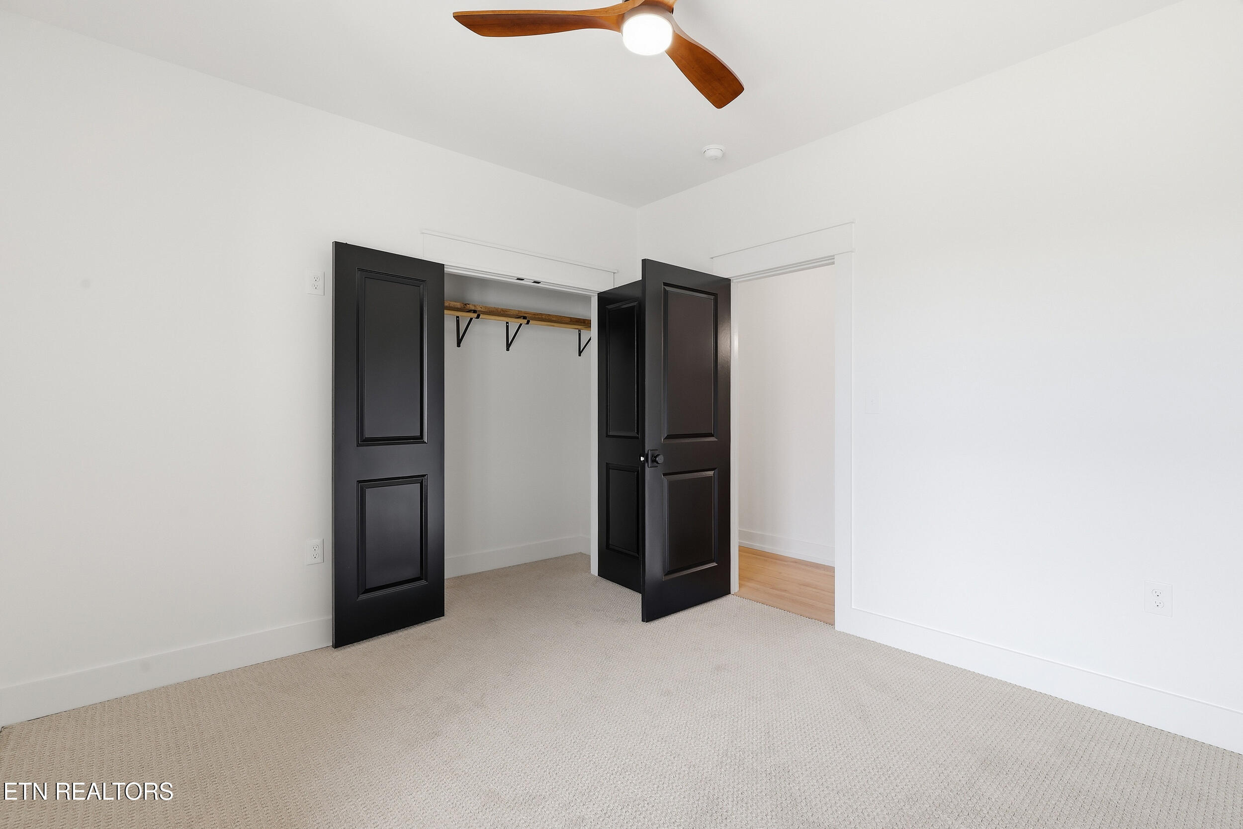 175 Morganton Cove Greenback, TN 37742 - Photo 34 of 49 175_morganton_cv_0055