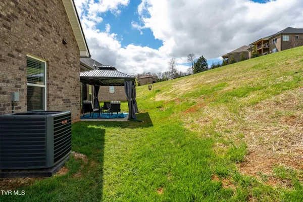 $468,900 | 226 Quiet Stroll Lane, Gray, TN 37615