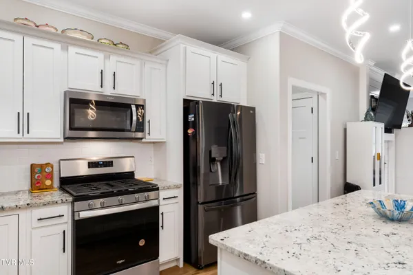 $468,900 | 226 Quiet Stroll Lane, Gray, TN 37615