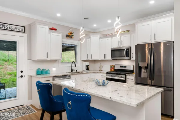 $468,900 | 226 Quiet Stroll Lane, Gray, TN 37615