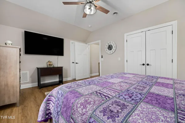 $468,900 | 226 Quiet Stroll Lane, Gray, TN 37615