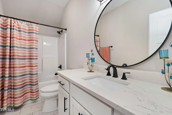 $468,900 | 226 Quiet Stroll Lane, Gray, TN 37615