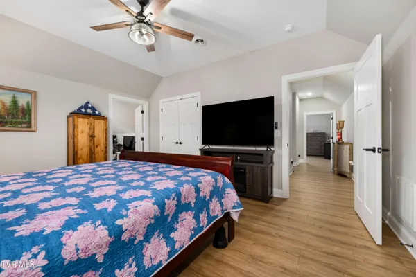 $468,900 | 226 Quiet Stroll Lane, Gray, TN 37615