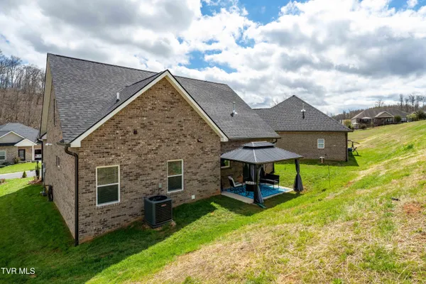 $468,900 | 226 Quiet Stroll Lane, Gray, TN 37615