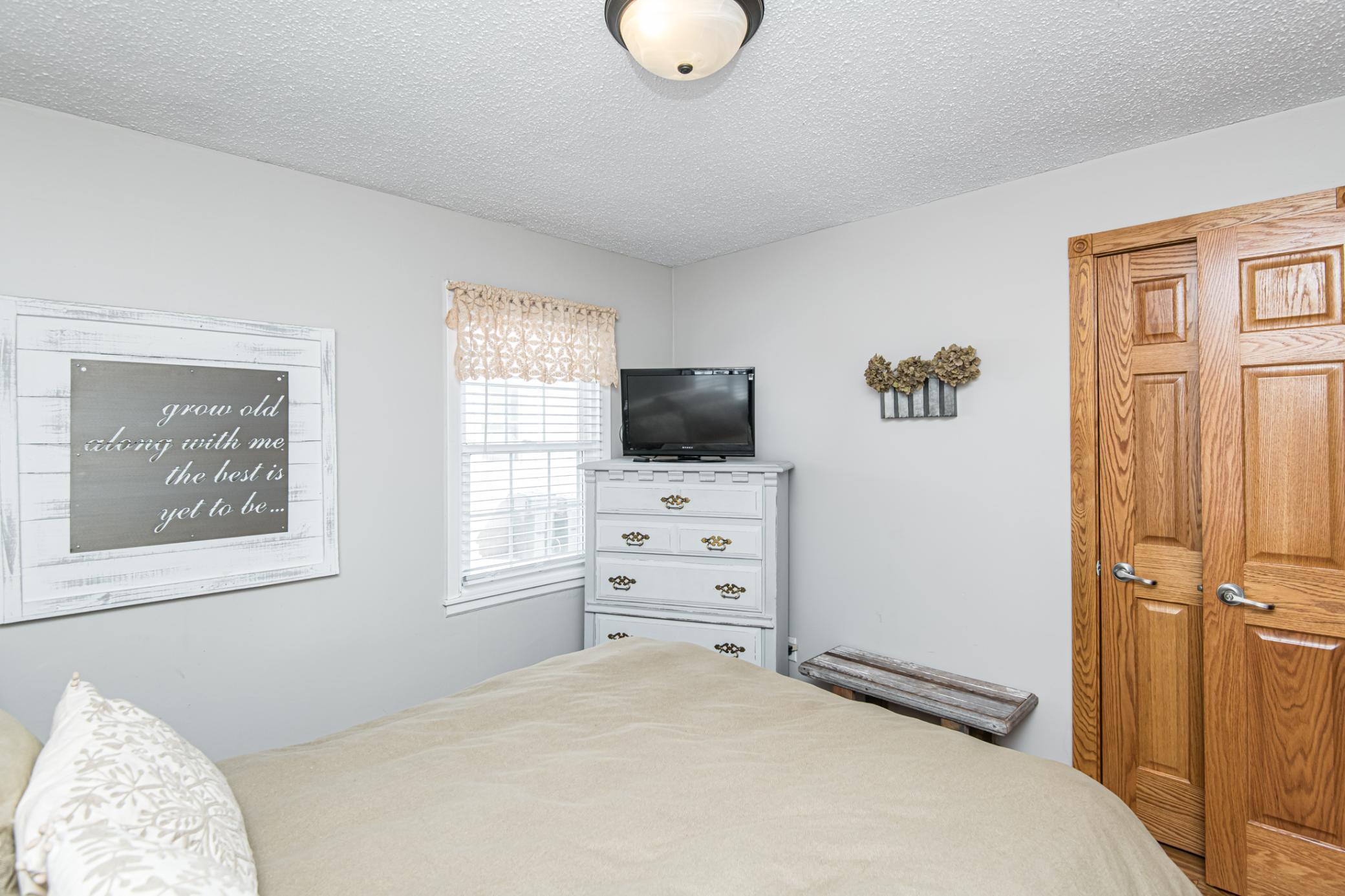 815 15th Avenue Northeast Rochester, MN 55906 - Photo 15 of 28