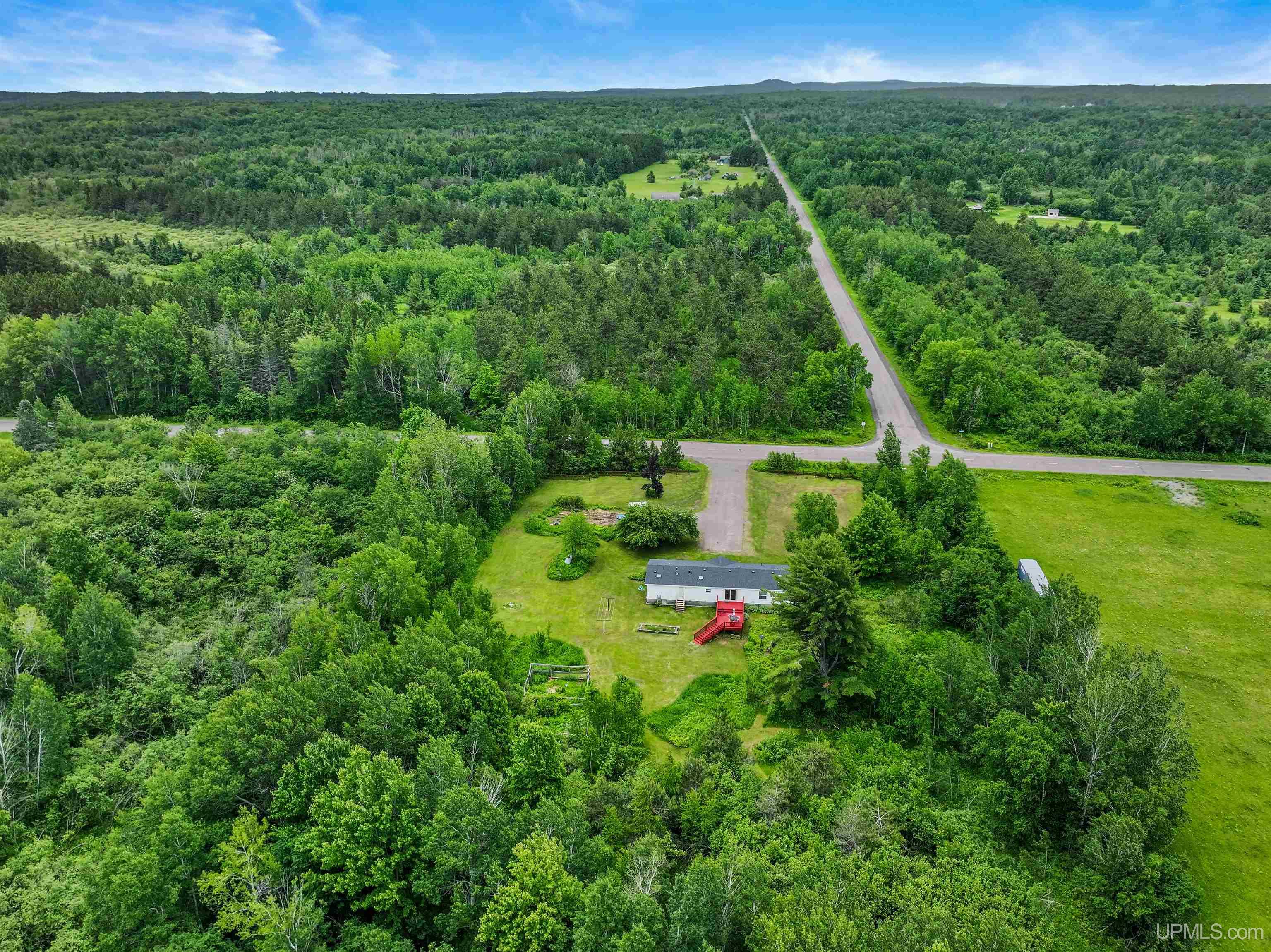 16022 Liminga Road Houghton, MI 49931 - Photo 25 of 35