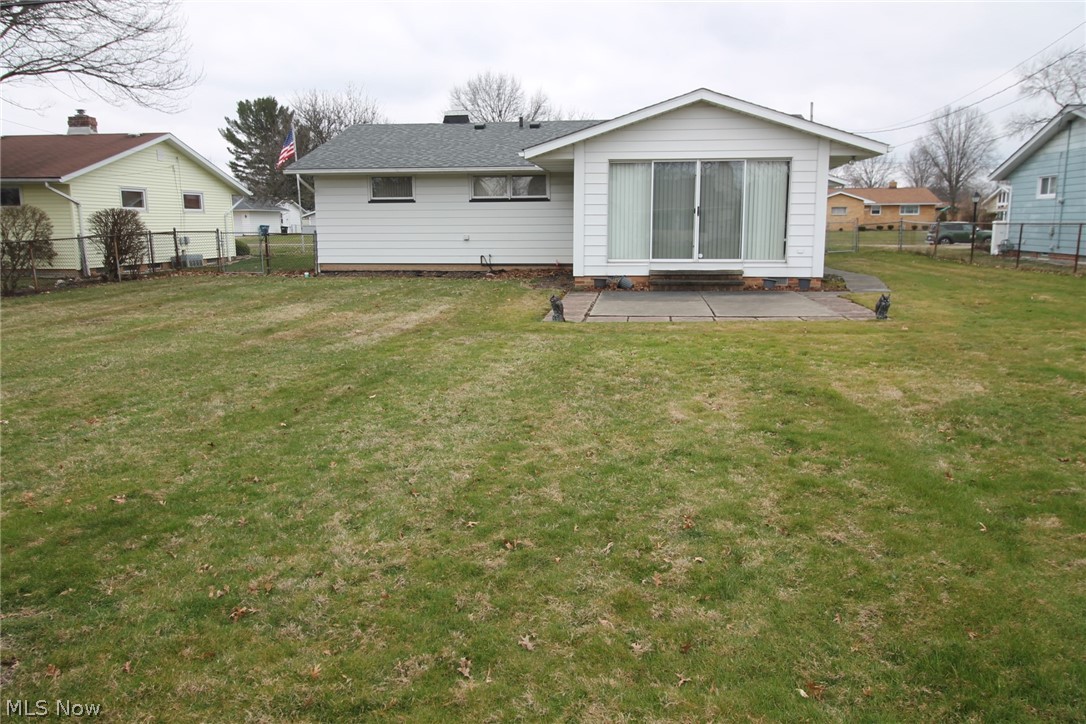 7930 Royal Ridge Drive Parma, OH 44129 - Photo 2 of 24 FULLY FENCED BACK YARD