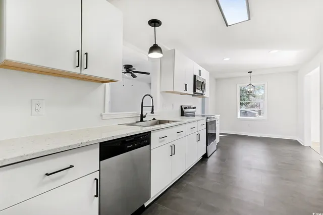 $325,000 | 1300 Anderson Street, Conway, SC 29526