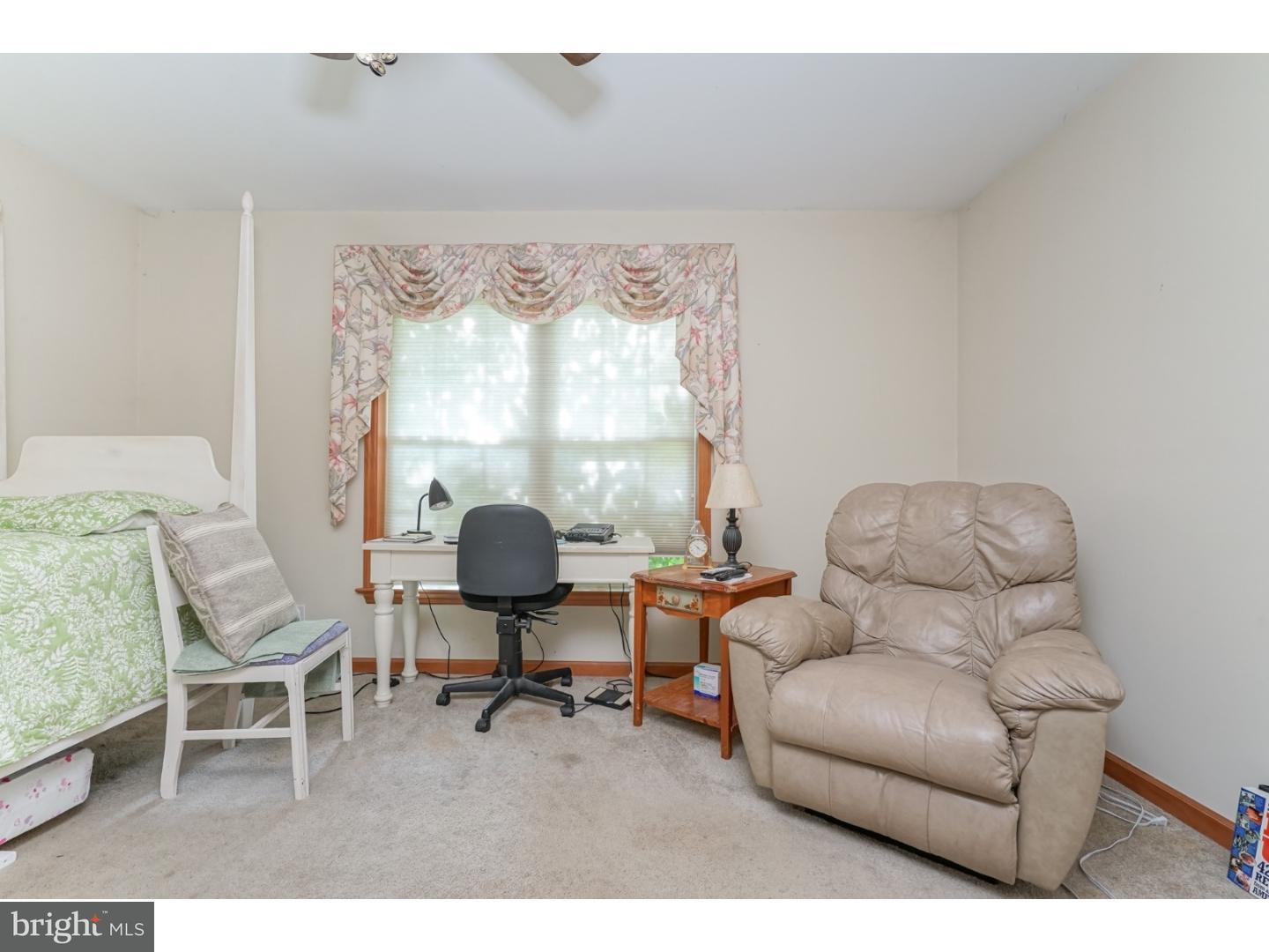 536 Democrat Road Gibbstown, NJ 08027 - Photo 18 of 25