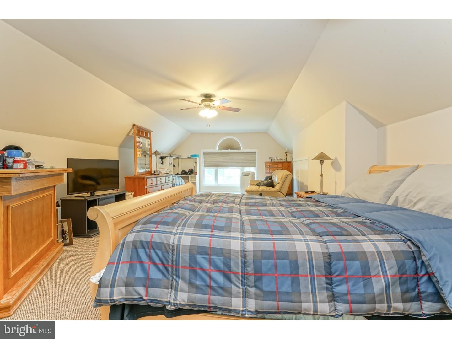 536 Democrat Road Gibbstown, NJ 08027 - Photo 23 of 25