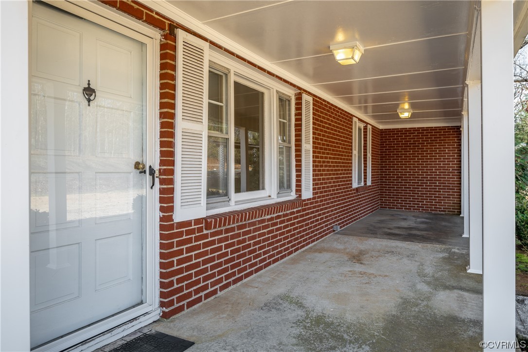 1976 Tuggle Road Farmville, VA 23901 - Photo 3 of 33