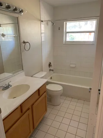 $2,950 | 16701 86th Street North, Unit ONE, Loxahatchee, FL 33470