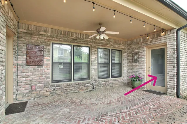 a view of a interior of the house