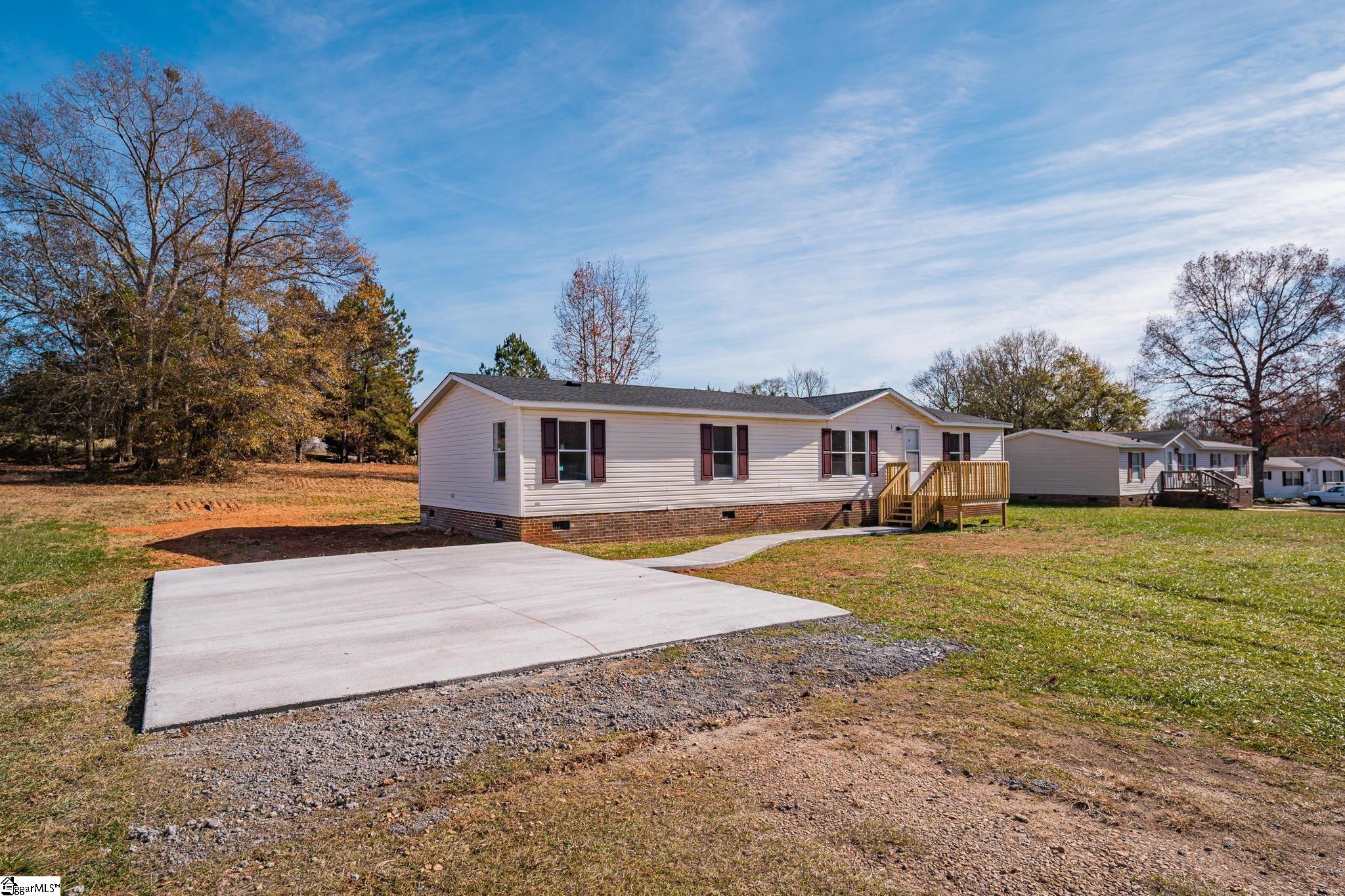 146 Sullivan Road Simpsonville, SC 29680 - Photo 1 of 20