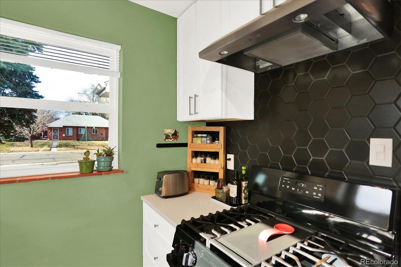 770 South Decatur Street Denver, CO 80219 - Photo 13 of 31