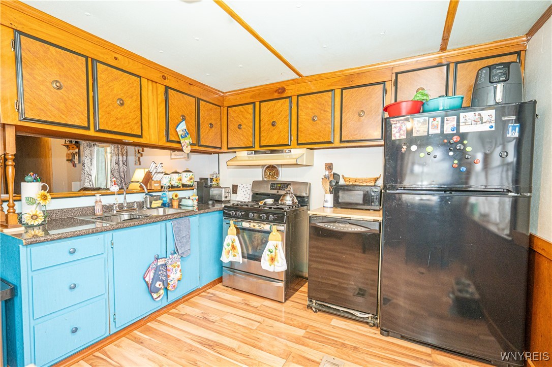 6035 South Transit Street Lockport, NY 14094 - Photo 11 of 48