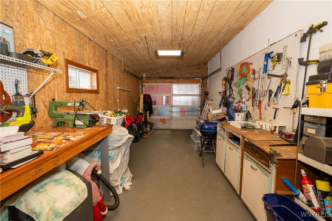 6035 South Transit Street Lockport, NY 14094 - Photo 37 of 48