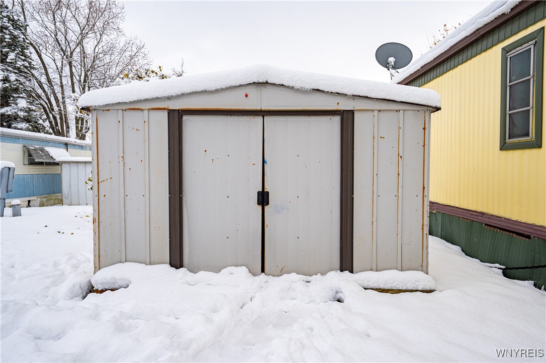 6035 South Transit Street Lockport, NY 14094 - Photo 43 of 48