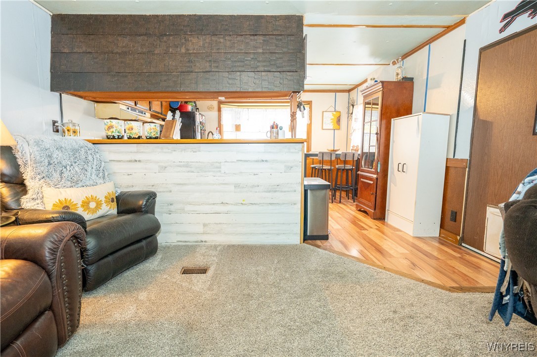 6035 South Transit Street Lockport, NY 14094 - Photo 9 of 48