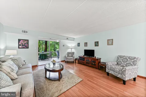 $295,000 | 520 North Lemon Street, Unit F6, Media, PA 19063