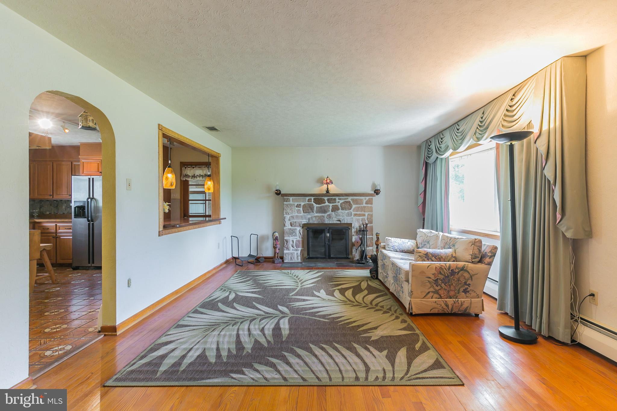 409 South Ridge Road Perkasie, PA 18944 - Photo 9 of 39 Gallery Image 9