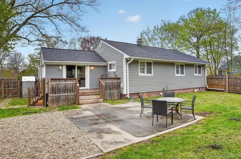 $679,900 | 2157 Allan Avenue, Yorktown Heights, NY 10598