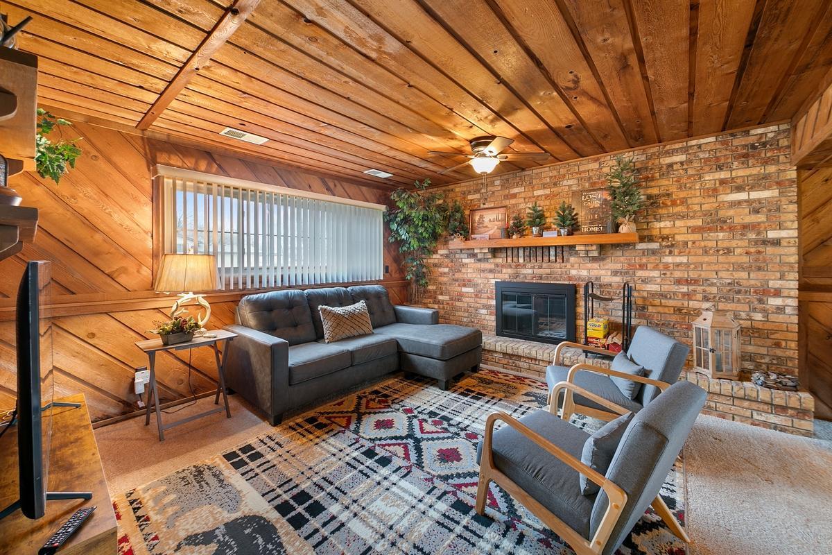 4614 Beacon Hill Road Eagan, MN 55122 - Photo 25 of 48