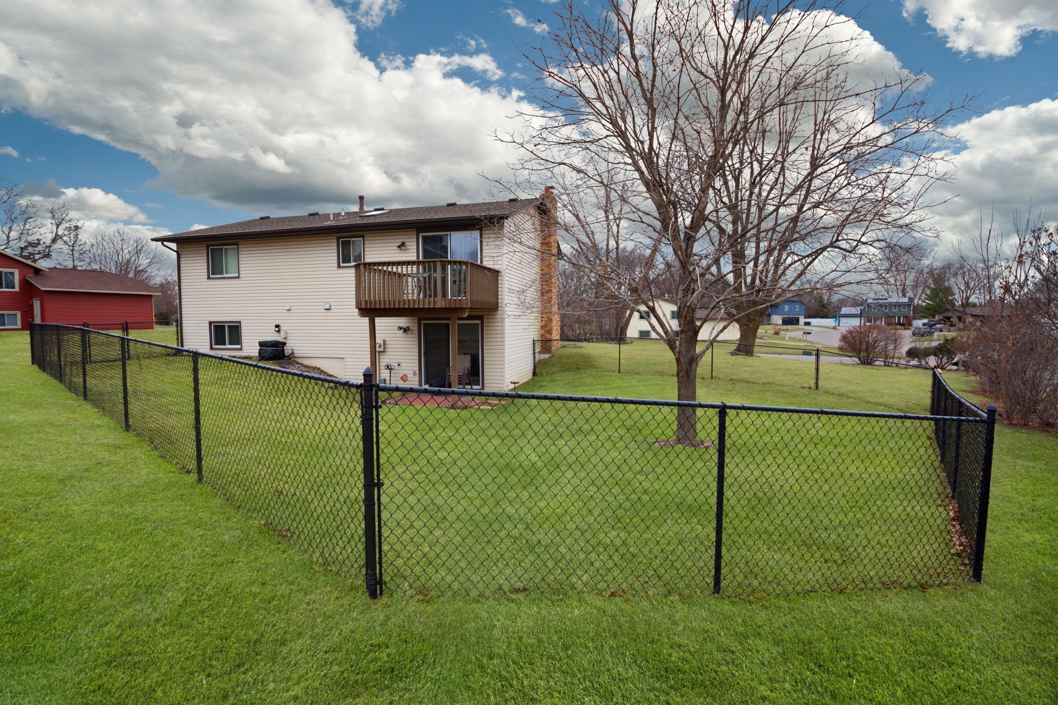 4614 Beacon Hill Road Eagan, MN 55122 - Photo 5 of 6