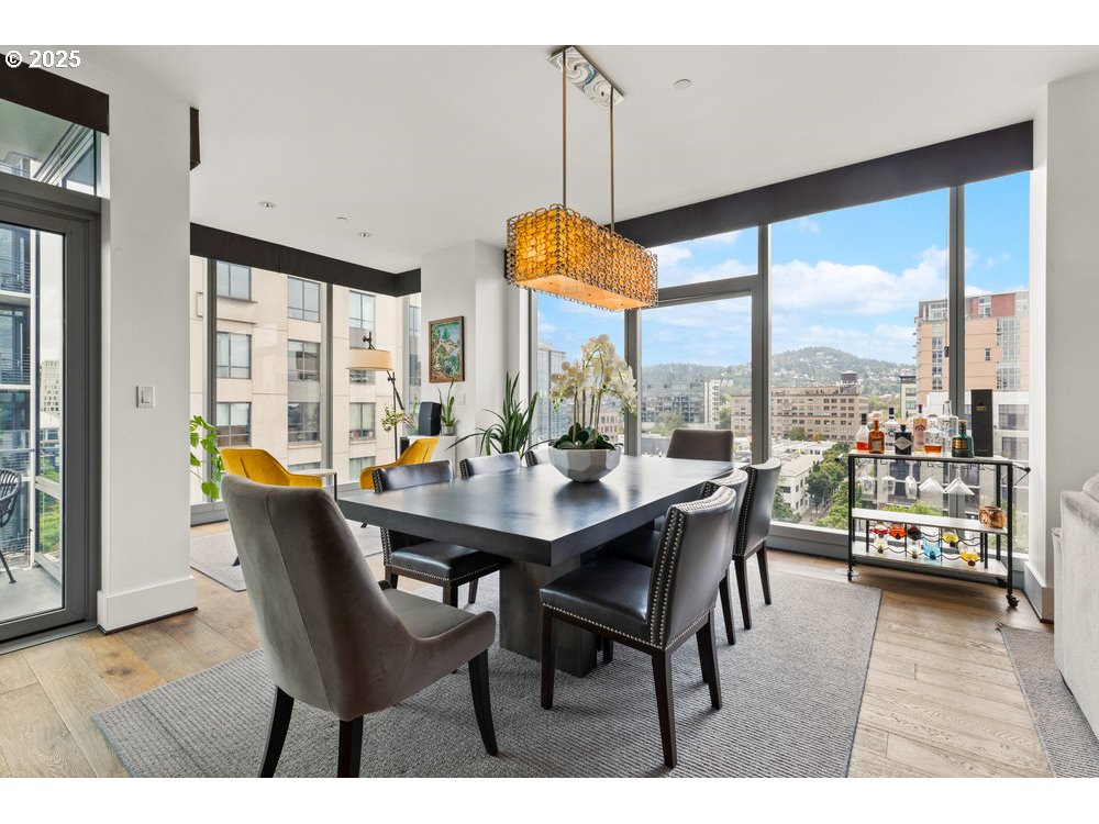 1001 Northwest Lovejoy Street, Unit 810 Portland, OR 97209 - Photo 16 of 45